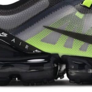 Meet your Posher, Nxli